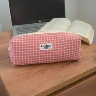 estuche bonito de tela hecho a mano en tejido vichy teja