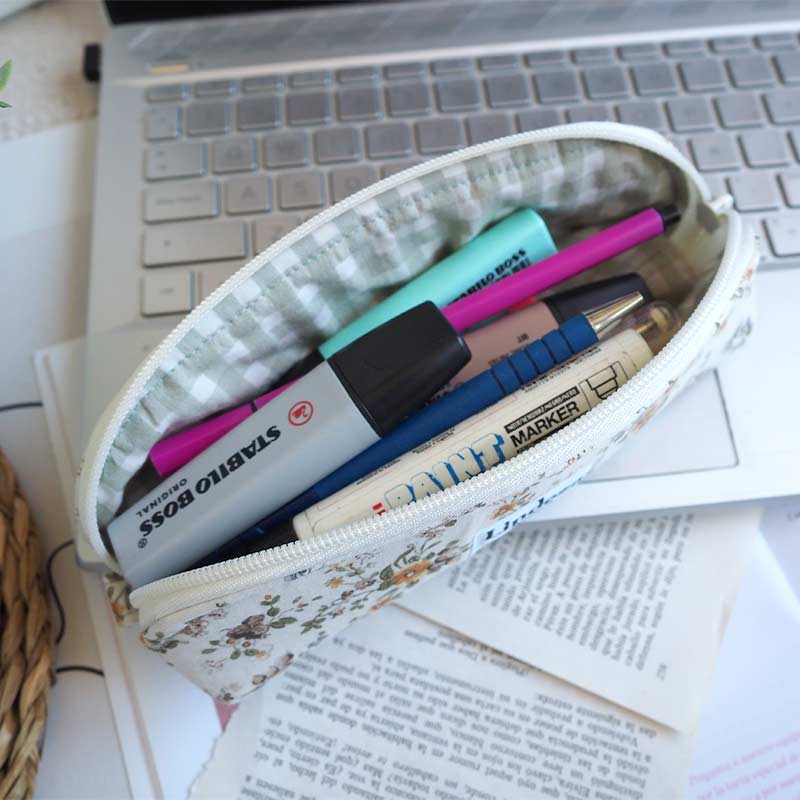 LINDEZA-ESTUCHE-BONITO-CASITA-DE-CAMPO