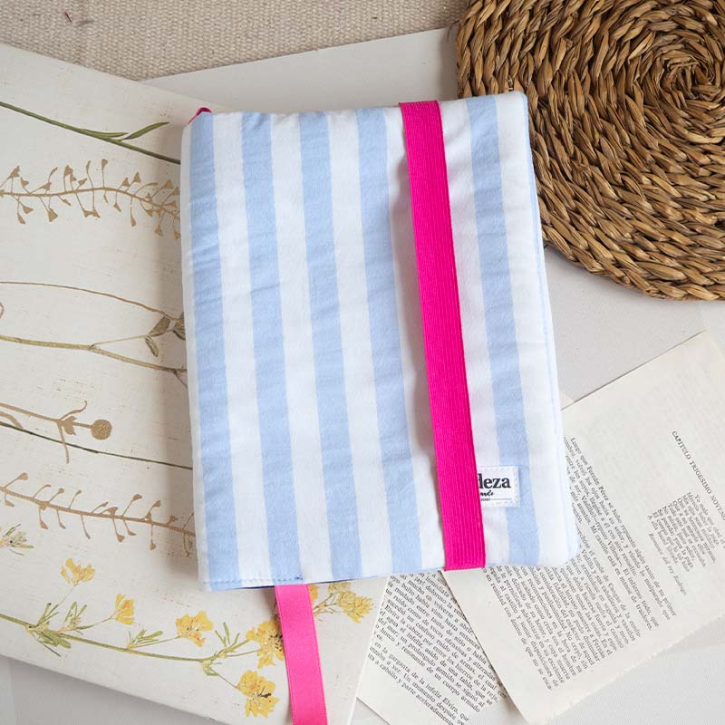 LINDEZA-FUNDA-TAPA-LIBRO-ALTEA-RAYAS